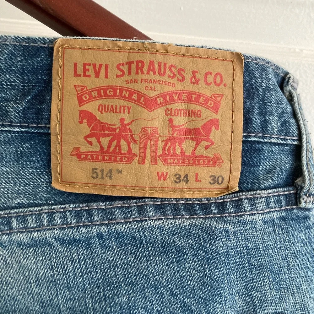 👖 [Levi’s] 514 Blue Jeans, W 34”L 30” EUC